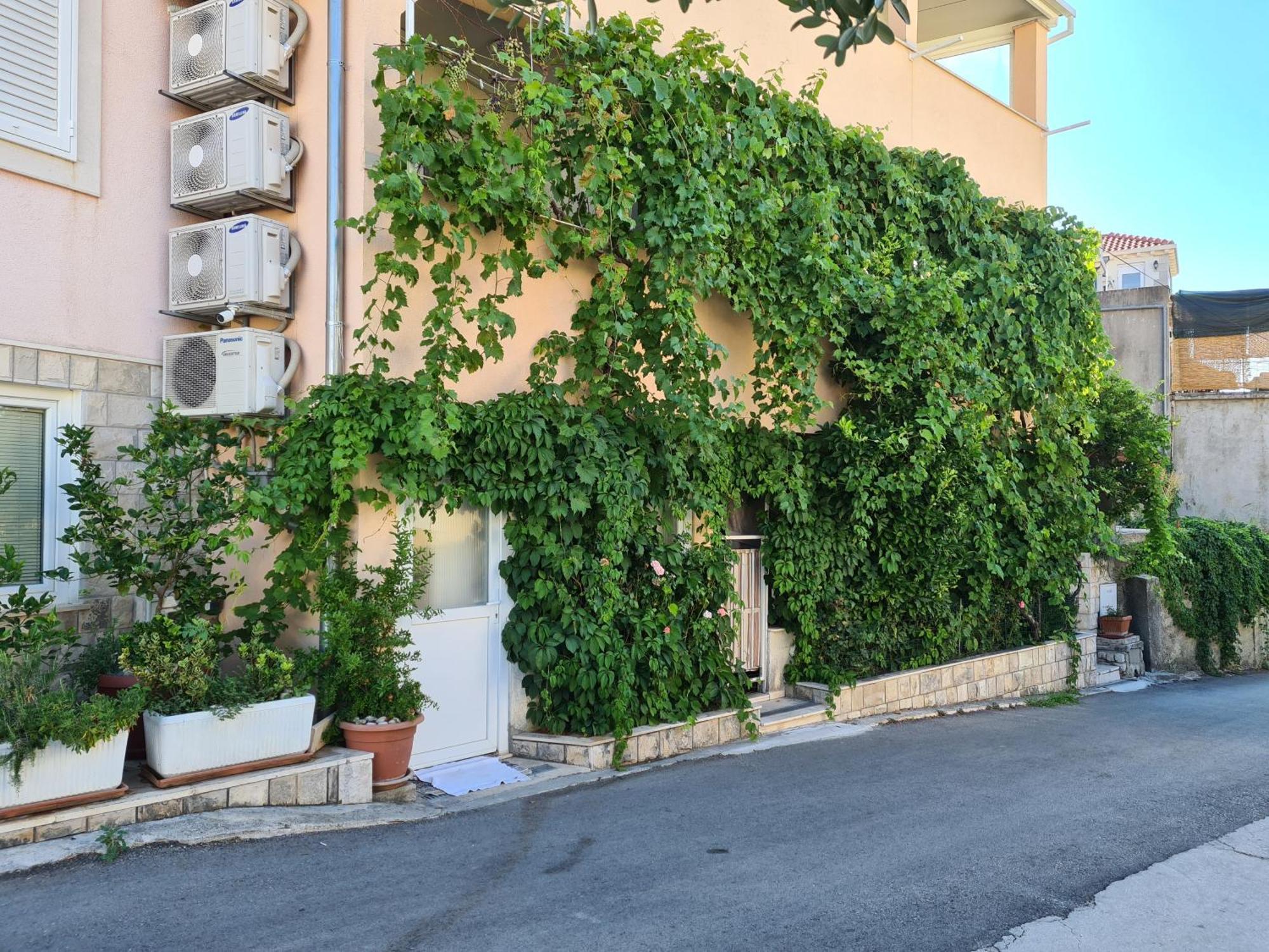 Cosy Apartment Gitta Mlini Exterior photo